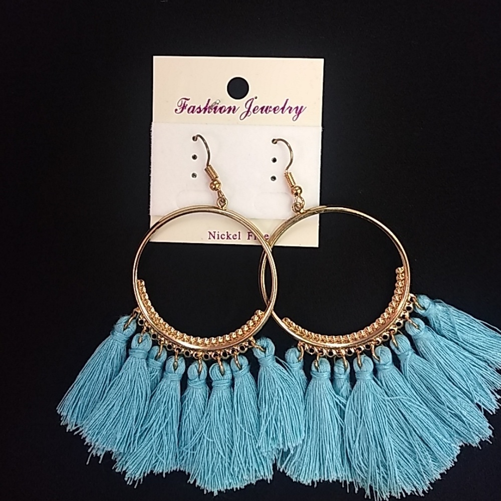 Turquoise Fashion Diva Earrings !